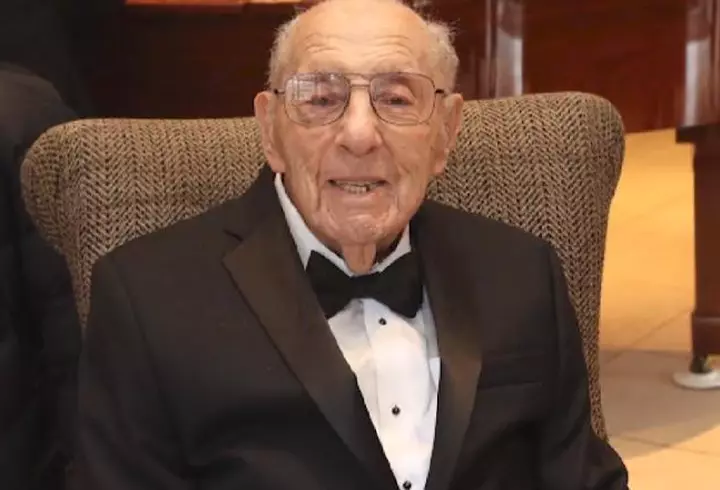 Când se redeschid mall-urile. Ministrul Economiei a făcut anunțul: "Vrem să aducem viața la normalitate mai repede"