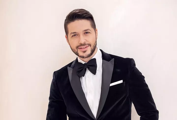 În timp ce țara se teme de coronavirus, Dragoș Bucur s-a izolat din cauza din cauza altei boli contagioase. A făcut varicelă la 42 de ani