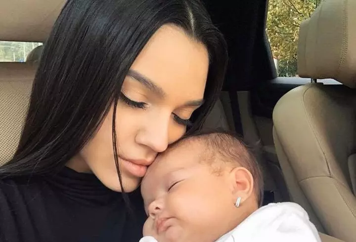 În timp ce țara se teme de coronavirus, Dragoș Bucur s-a izolat din cauza din cauza altei boli contagioase. A făcut varicelă la 42 de ani