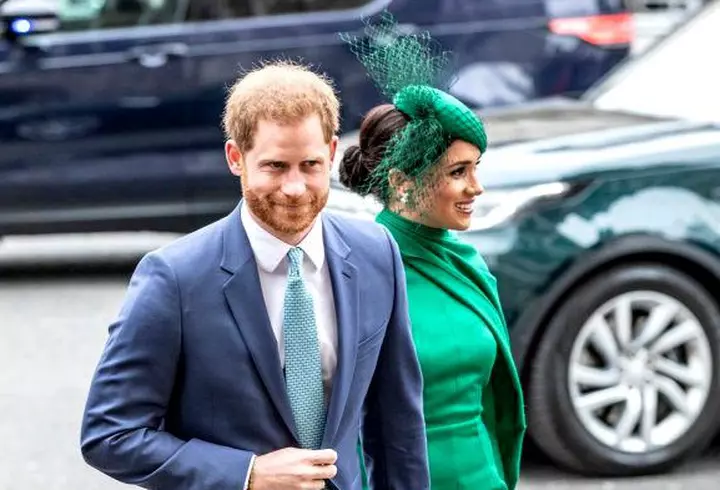 Larisa Iordache, voluntar în timpul pandemiei de coronavirus. A schimbat costumul de gimnastă cu uniforma de Poliție și a ieșit în stradă!