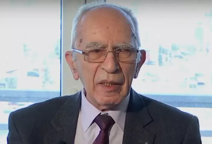 Melania Trump, într-o postură inedită. Cu lopata în mână, dar pe tocuri, Prima Doamnă a Americii plantează arbori! Imaginile au făcut înconjurul lumii