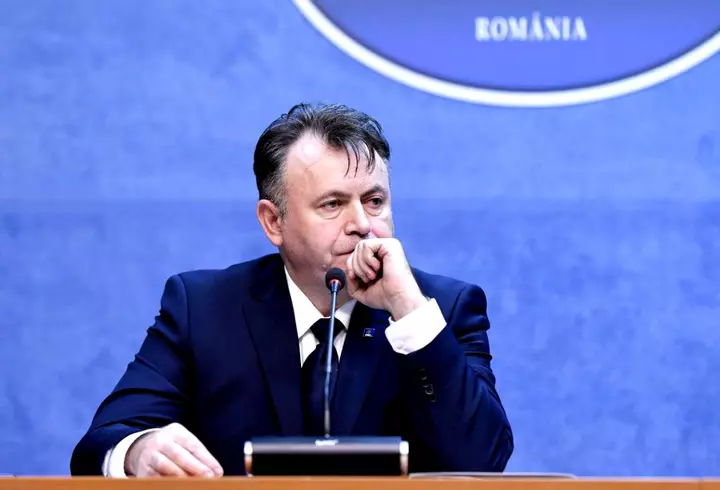 Melania Trump, într-o postură inedită. Cu lopata în mână, dar pe tocuri, Prima Doamnă a Americii plantează arbori! Imaginile au făcut înconjurul lumii