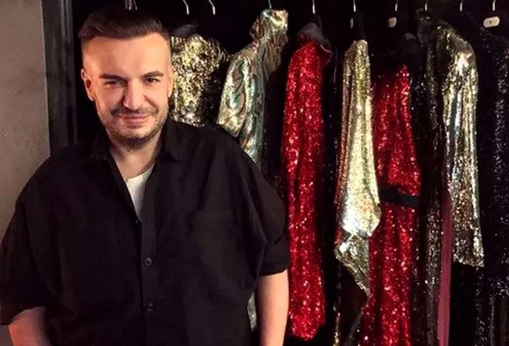 Gimnasta Monica Roșu, gest impresionant în plină pandemie de COVID-19. A împărțit bătrânilor pachete cu alimente: ”Este o experiență care te readuce cu picioarele pe pământ”