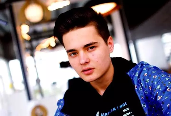 Gimnasta Monica Roșu, gest impresionant în plină pandemie de COVID-19. A împărțit bătrânilor pachete cu alimente: ”Este o experiență care te readuce cu picioarele pe pământ”