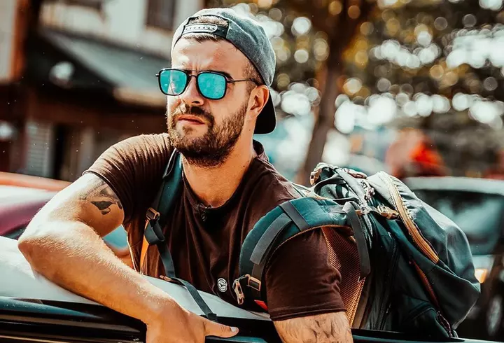 Melania Trump, într-o postură inedită. Cu lopata în mână, dar pe tocuri, Prima Doamnă a Americii plantează arbori! Imaginile au făcut înconjurul lumii