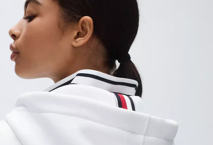 (P) 5 bluze elegante în culori tomnatice perfecte pentru a-ți îndulci fiecare ținută