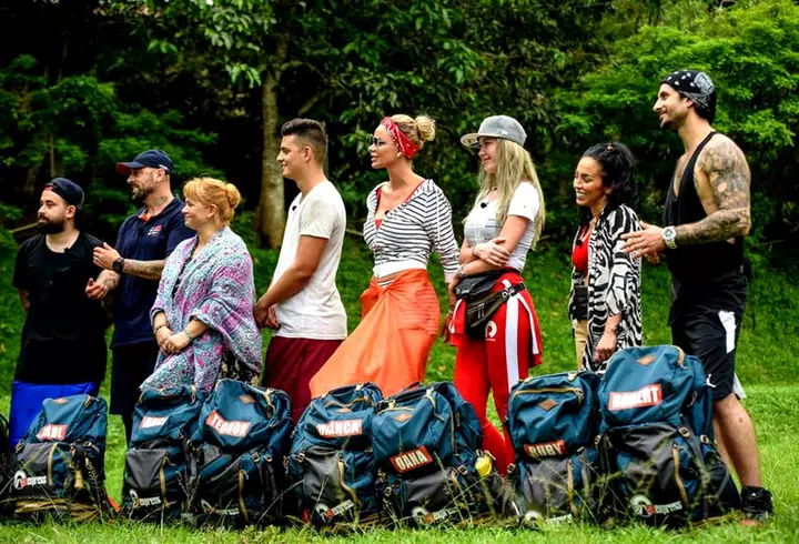 S-a mutat în India, dar nu a scăpat de problemele din România! Iulia Vântur, pe cale să piardă tot într-un proces