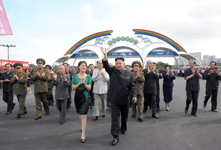 Un medic pneumolog ne învață cum să ne igienizăm nasul și gâtul acasă, pentru a preîntâmpina infectarea cu COVID-19. Atenție: unele remedii naturiste cresc șansele de a contacta virusul!