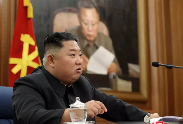 Coronavirusul produce 5 tipuri de iritații ale pielii, care i-au șocat pe medici. Ce înseamnă "Degetul COVID" și cum arată