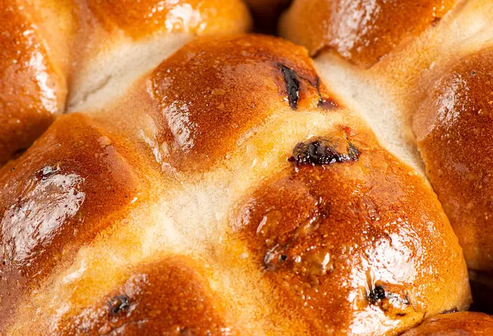 Tagliatelle cu creveți, ciuperci și sos rosé cremos