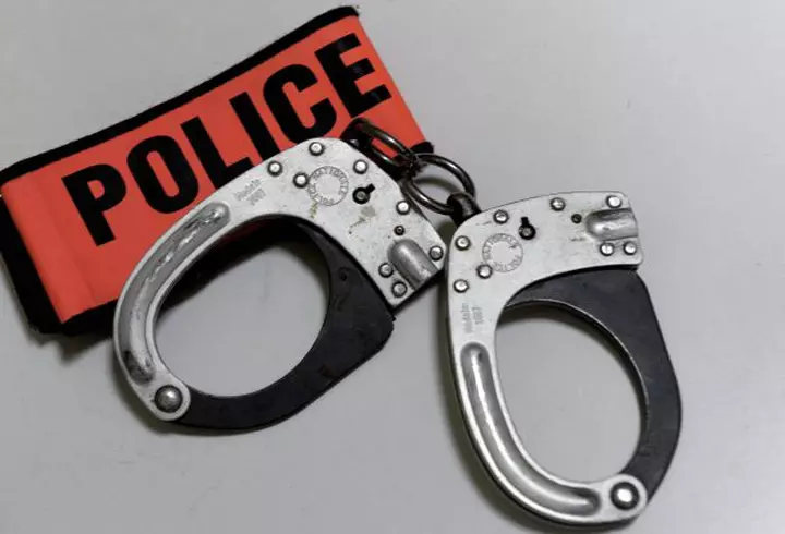 Larisa Iordache, voluntar în timpul pandemiei de coronavirus. A schimbat costumul de gimnastă cu uniforma de Poliție și a ieșit în stradă!