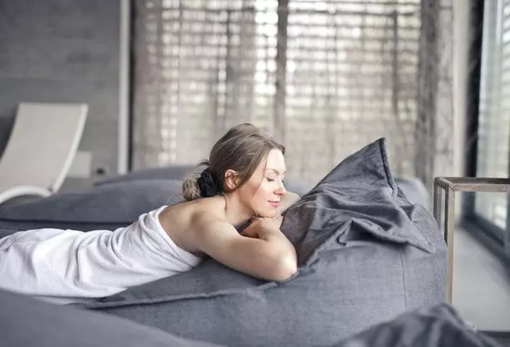 [Dă binele mai departe] ”Autoizolat, DAR nu singur” – program de suport psihologic gratuit