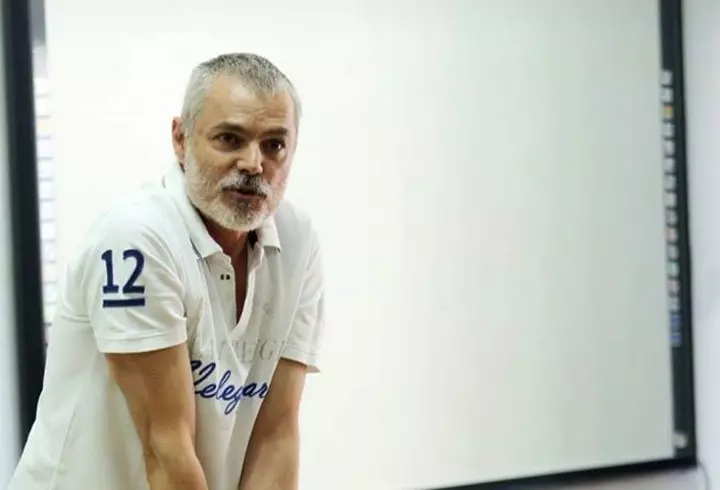 Focar de COVID-19 la Fan Courier, cea mai importantă firmă de curierat, din România! Opinia lui Raed Arafat: "Riscul ca prin colete să se transmită…"