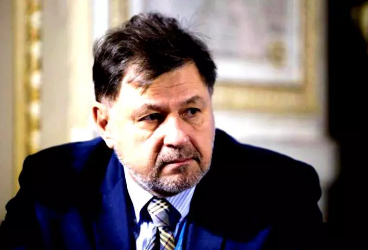 Marcel Vela, declarație tranșantă despre sancțiuni, începând cu 15 mai: ”Cine nu are mască și strănută poate avea dosar penal”. Ulterior, a făcut o rectificare