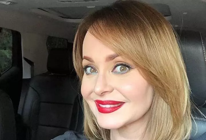 Alina Pușcaș, de urgență la spital, unde a fost confirmată pozitiv cu noul coronavirus: "Sunt într-un cort militar. Acest nemilos COVID-19..."