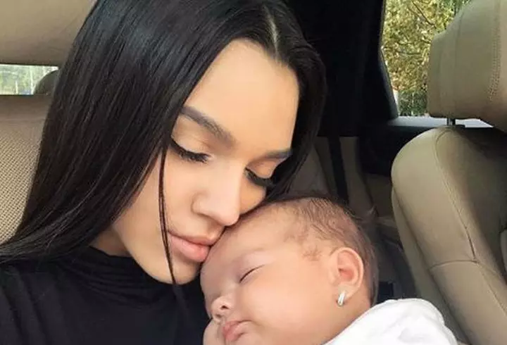 O mai ții minte pe Buffy, "spaima vampirilor"? Cum arată Sarah Michelle Gellar la 43 de ani, după ce a născut de două ori