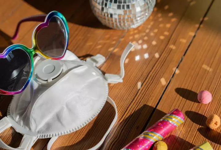 Marcel Vela, declarație tranșantă despre sancțiuni, începând cu 15 mai: ”Cine nu are mască și strănută poate avea dosar penal”. Ulterior, a făcut o rectificare