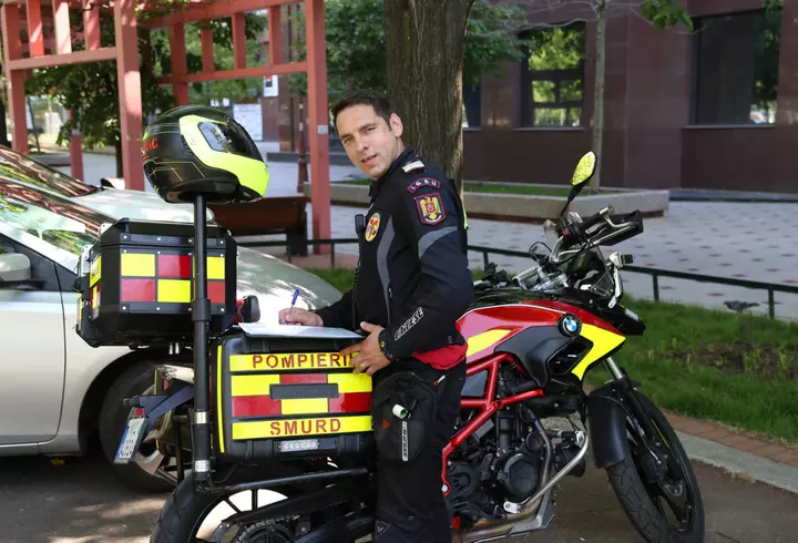 Marcel Vela, declarație tranșantă despre sancțiuni, începând cu 15 mai: ”Cine nu are mască și strănută poate avea dosar penal”. Ulterior, a făcut o rectificare