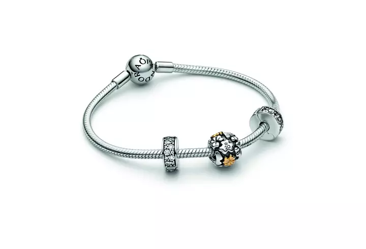 (P) 5 bluze elegante în culori tomnatice perfecte pentru a-ți îndulci fiecare ținută