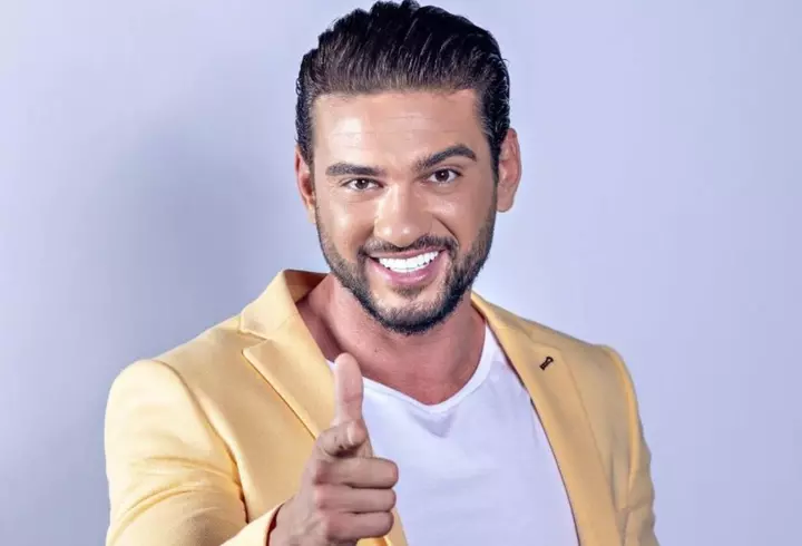 Gimnasta Monica Roșu, gest impresionant în plină pandemie de COVID-19. A împărțit bătrânilor pachete cu alimente: ”Este o experiență care te readuce cu picioarele pe pământ”