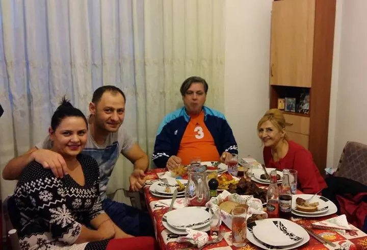 Emily Burghelea continuă atacul către Acces Direct! Noi declarații grave despre ce se întâmplă spatele camerelor: ”O păcălește pe Vulpița cu locul de asistentă ca să mușamalizeze toată situația”