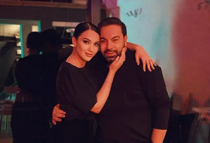 Un nou studiu arată că distanța socială de 2 metri ar putea să NU fie suficientă: "Picăturile de salivă ar putea ajunge până la 5 metri distanță în numai 5 secunde"