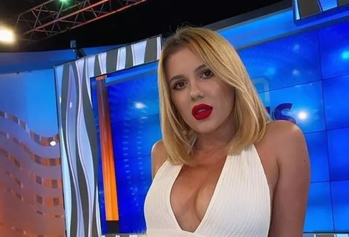 Emily Burghelea continuă atacul către Acces Direct! Noi declarații grave despre ce se întâmplă spatele camerelor: ”O păcălește pe Vulpița cu locul de asistentă ca să mușamalizeze toată situația”