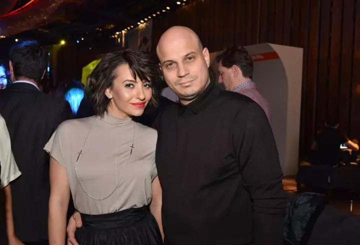 Emily Burghelea continuă atacul către Acces Direct! Noi declarații grave despre ce se întâmplă spatele camerelor: ”O păcălește pe Vulpița cu locul de asistentă ca să mușamalizeze toată situația”