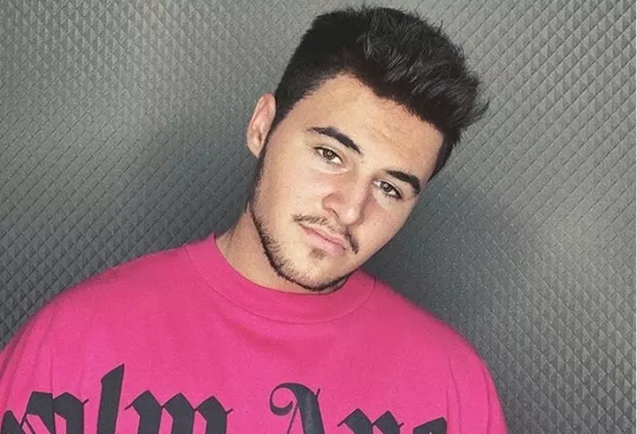 Emily Burghelea continuă atacul către Acces Direct! Noi declarații grave despre ce se întâmplă spatele camerelor: ”O păcălește pe Vulpița cu locul de asistentă ca să mușamalizeze toată situația”