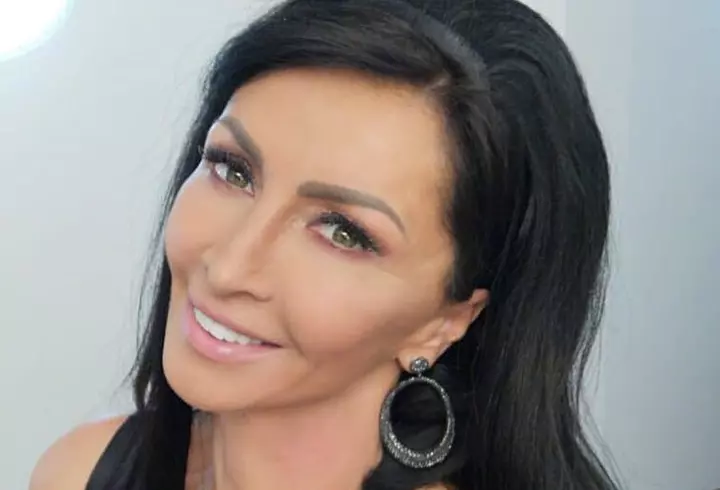 Emily Burghelea continuă atacul către Acces Direct! Noi declarații grave despre ce se întâmplă spatele camerelor: ”O păcălește pe Vulpița cu locul de asistentă ca să mușamalizeze toată situația”