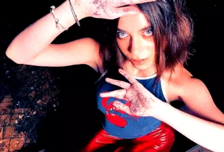 O mai ții minte pe Xena, prințesa războinică? Cum arată actrița Lucy Lawless astăzi, la 52 de ani