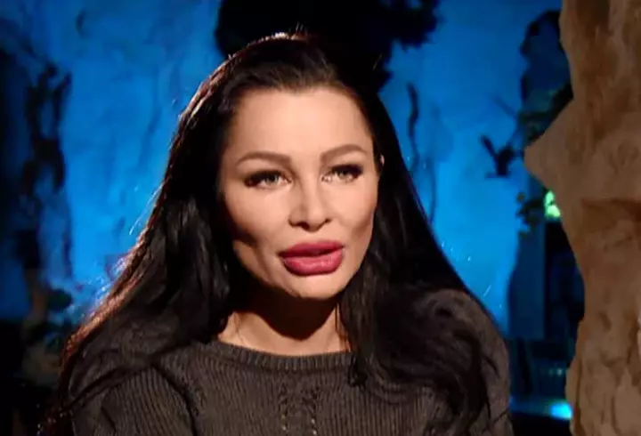 Primele imagini cu Alina Pușcaș de acasă, după ce s-a vindecat de COVID-19 și a fost externată: "Îmi pare rău, dar mie chiar mi-a fost foarte bine!"