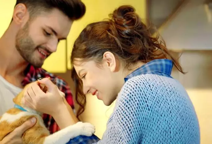 Primele imagini cu Alina Pușcaș de acasă, după ce s-a vindecat de COVID-19 și a fost externată: "Îmi pare rău, dar mie chiar mi-a fost foarte bine!"