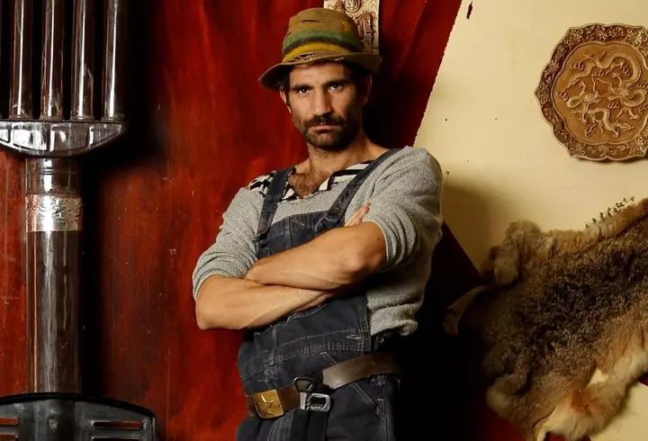 Mario Fresh a fost călcat în picioare de cei 4 bătăuși, în scandalul de pe litoral. Cu ce leziuni a ieșit ”ginerele” Andreei Esca din această altercație