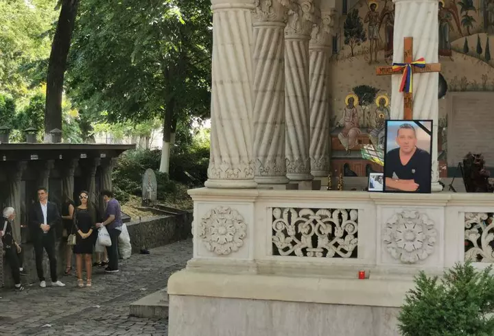 O mai ții minte pe Xena, prințesa războinică? Cum arată actrița Lucy Lawless astăzi, la 52 de ani