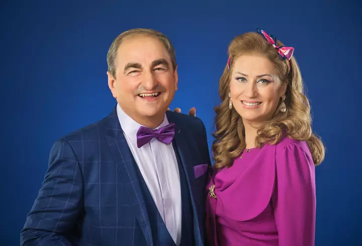 Robert Sfăt, fiul lui Brigitte Pastramă, rupe tăcerea și face declarații halucinante, după scandalul cu mama lui: ”Eu am mai dormit pe bancă, pe la metrou”