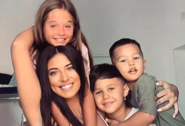 La 52 de ani, Renée Zellweger este, pentru prima oară, slabă. Dieta ei detaliată: ce mănâncă zilnic încât să nu depășească 1200 de calorii