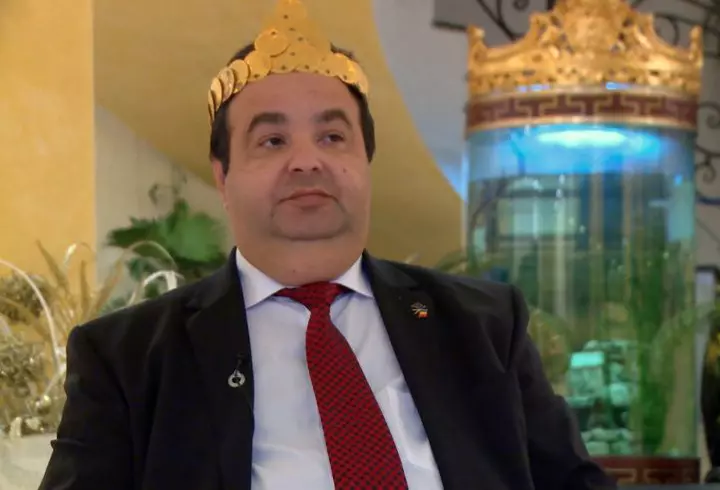 Caz impresionant la Oradea. O fetiță de 12 ani bolnavă de COVID-19 s-a internat singură la spital, pentru a-și proteja mama bolnavă de cancer