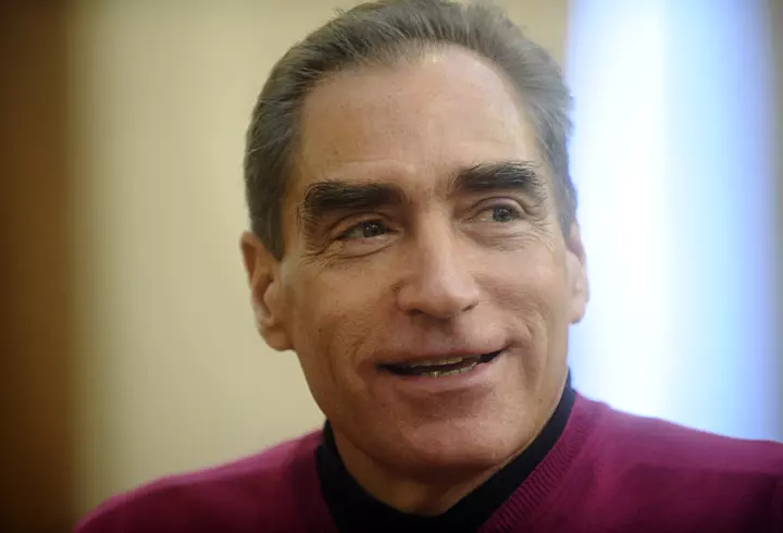 Caz impresionant la Oradea. O fetiță de 12 ani bolnavă de COVID-19 s-a internat singură la spital, pentru a-și proteja mama bolnavă de cancer