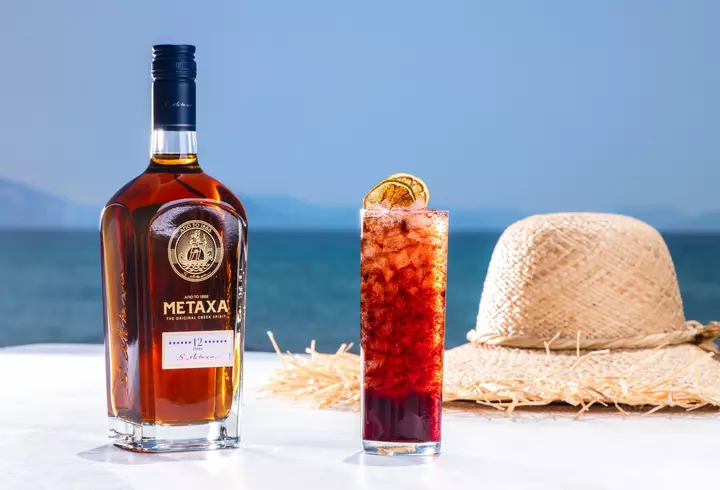 COLECȚII FABULOASE PENTRU COPII MICI, MARI ȘI MAI MARI