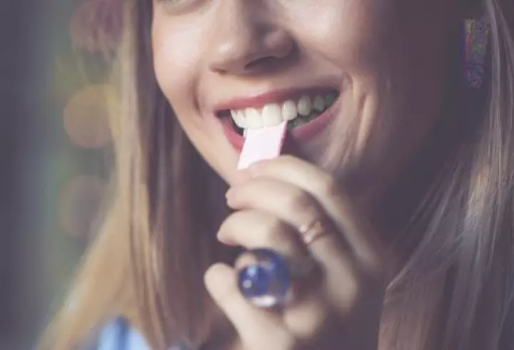 Tratamentul naturist care vindecă durerea de gât în câteva ore. Este foarte bun și pentru creșterea imunității, în lupta împotriva COVID-19!