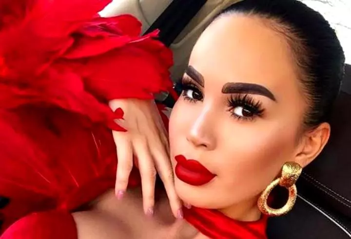 Cum arată Dana Rogoz în costum de baie, la o lună și jumătate de când a născut! Vedeta este într-o formă fizică de invidiat: "Ai abdomenul plat"