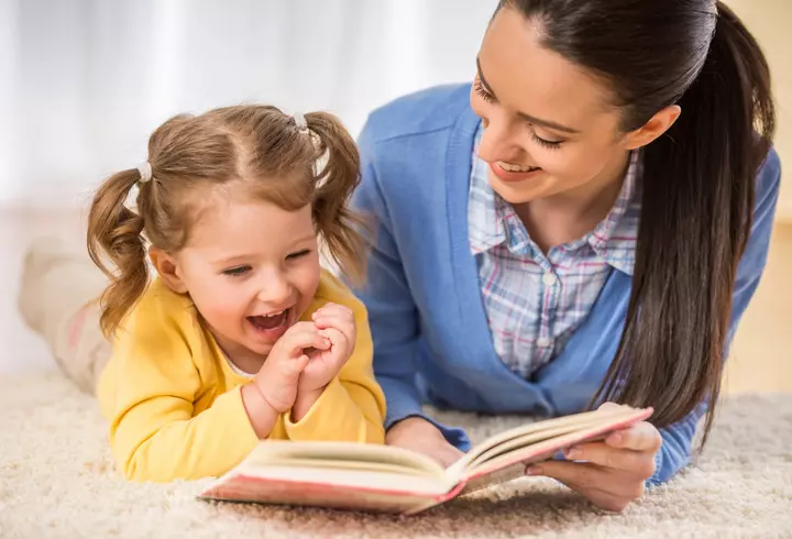 COLECȚII FABULOASE PENTRU COPII MICI, MARI ȘI MAI MARI