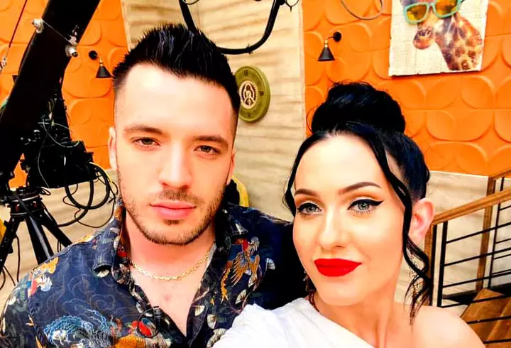 Cum arată Katy Perry, la cinci zile după ce a născut. S-a fotografiat în lenjerie intimă și nu a modificat deloc imaginea în Photoshop