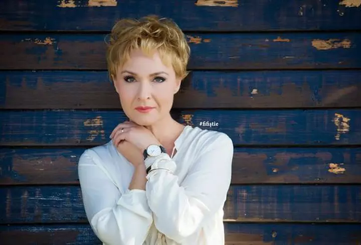 O celebră prezentatoare de știri renunță la televiziune, după 10 ani: „Aici mă opresc”