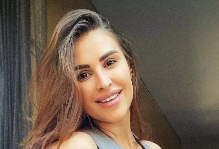 Cum arată fiul cel mic al lui Arnold Schwarzenegger, la 22 de ani. Tatăl lui a fost Mr. Universe, iar el suferă de obezitate morbidă