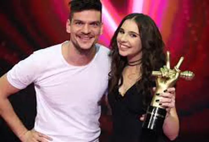 Fosta soție a actorului Jeremy  Jackson, din Baywatch, de nerecunoscut! Loni Willison trăiește pe străzi și mănâncă din gunoaie