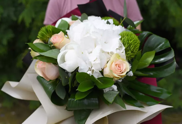 COLECȚII FABULOASE PENTRU COPII MICI, MARI ȘI MAI MARI