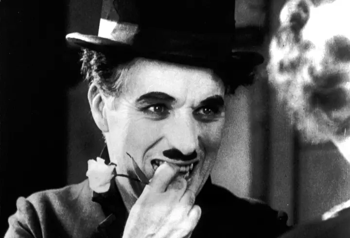 Zizik a revenit la "Star Matinal"! Cum arată coregrafa, la mai puțin de un an de când a devenit mamă