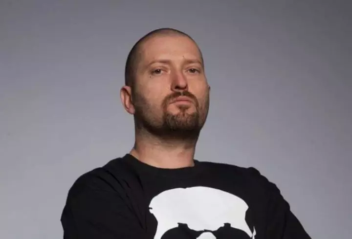 Cum arată fiul cel mic al lui Arnold Schwarzenegger, la 22 de ani. Tatăl lui a fost Mr. Universe, iar el suferă de obezitate morbidă